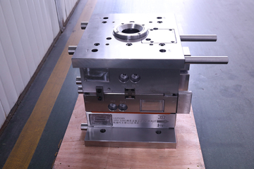Shuai-Gang Precision Plastic Injection Mold System