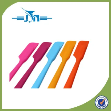 Professional heat resistant silicone spatula