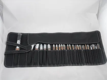 MAC Cosmetics Brush Set  Makeup Brush