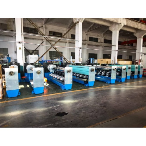 Línea de extrusión de cables de alimentación.