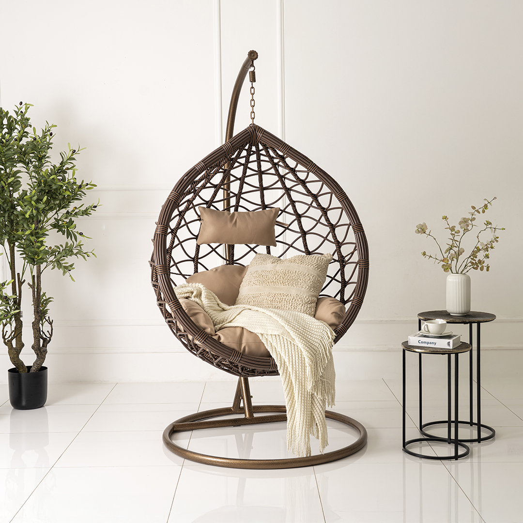 Outdoor hanging basket swing 1