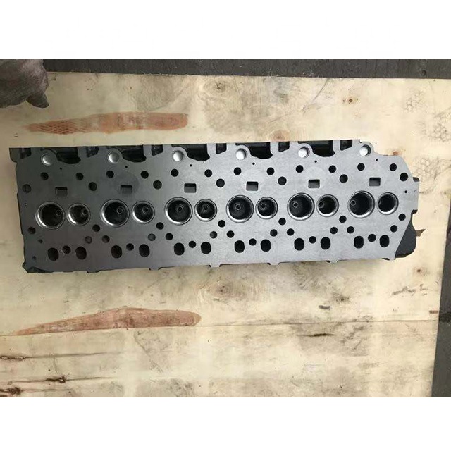 Buy cylinder head TD42 truck engine cylinder head