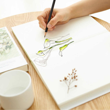 Creative Thickened Student Sketchbook: Retro Drawing Art Book with 128 Sheets