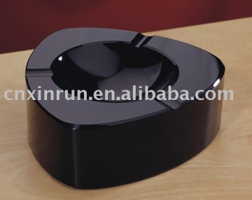 FD35  crystal ashtray
