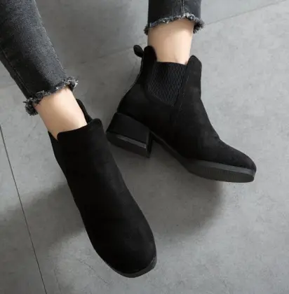 Low-Tube Set Foot Women's Mid-Heel Boots with Fleece Trim