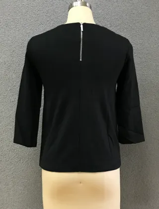 women`s black pu top