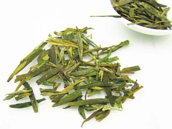 High quality organic green tea made in Zhejiang China , custom-made available