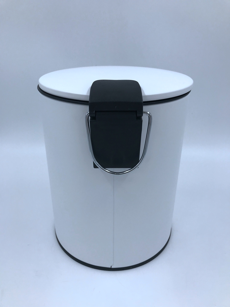 Round Step Trash Can