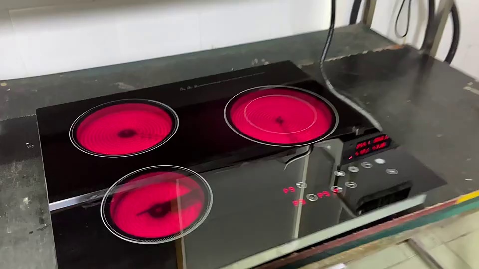 New Design Three Burner Commercial Smart Built In Electric Cookers Ce Cb 220V Wok Induction Cooktops