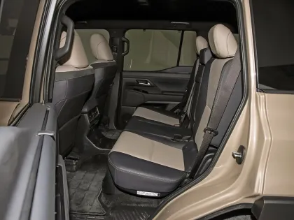 2024 Large SUV Lexus GX Plug-in Hybrid Electric Vehicle Petrol-Electric Hybrid Hybrid Engine