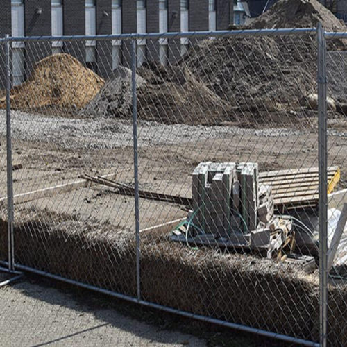 Commercial construction site galvanized temporary chain link fence