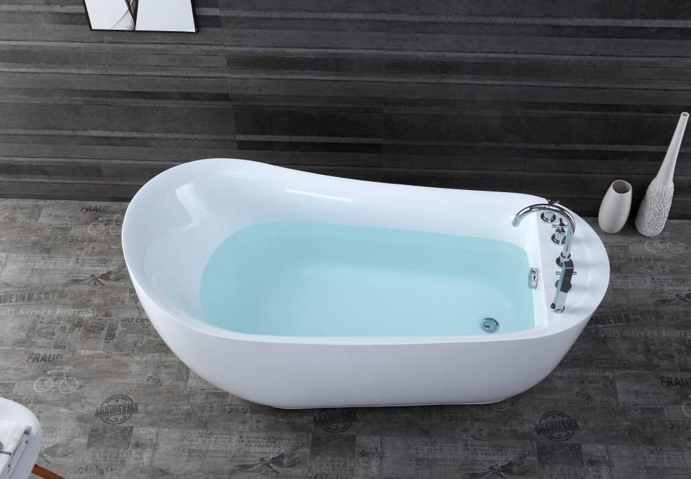 Bathtub608