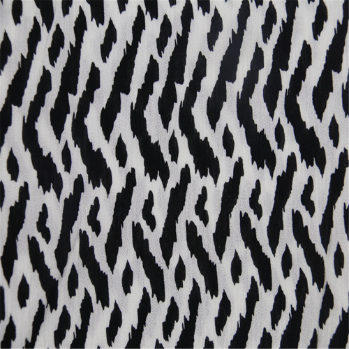 Randig tryckt med Rayon Crepe