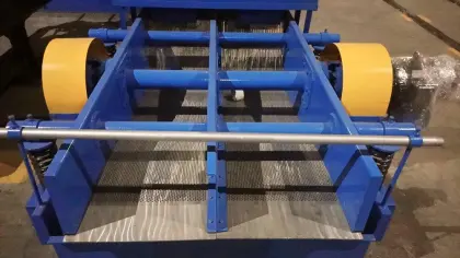 High efficient filtration vibrating screen auxiliary pulping