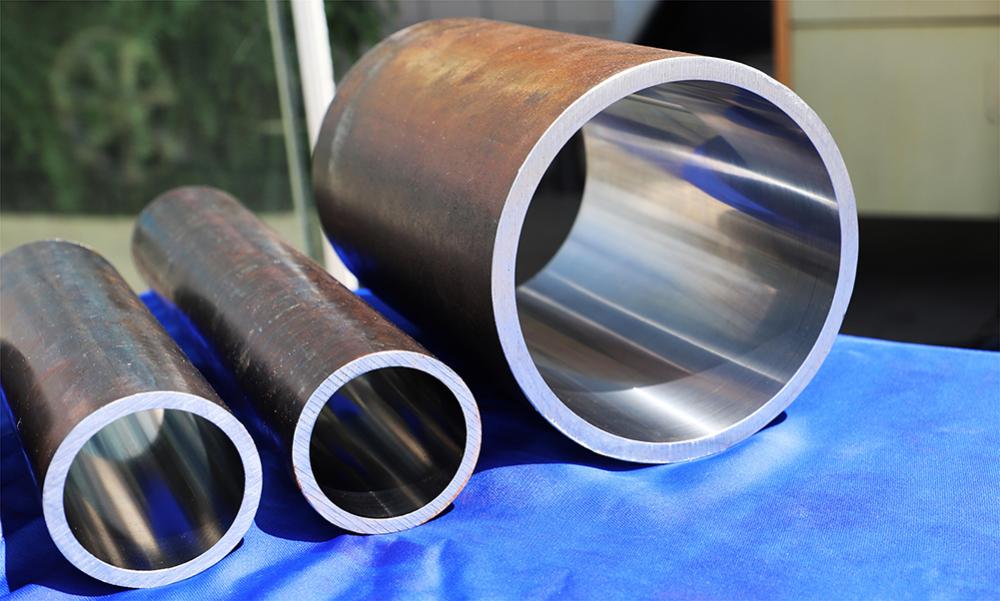SAE 1026 Ống thép mài mòn liền mạch