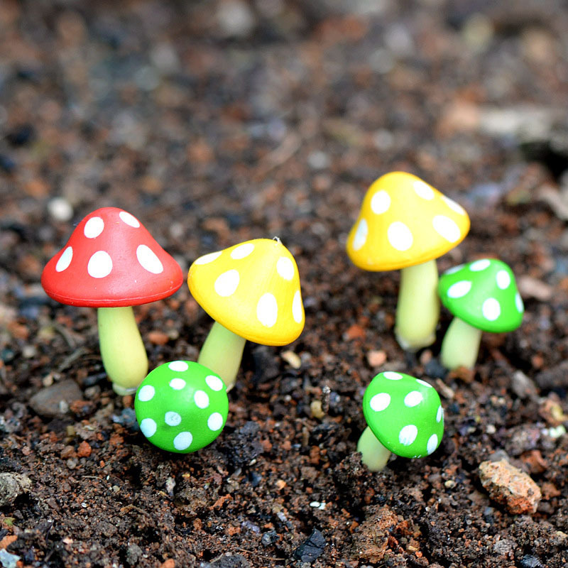 3 pcs Artificial Mushroom Miniature Fairy Garden Home Houses Decoration Mini Craft Micro Landscaping Decor DIY Accessories