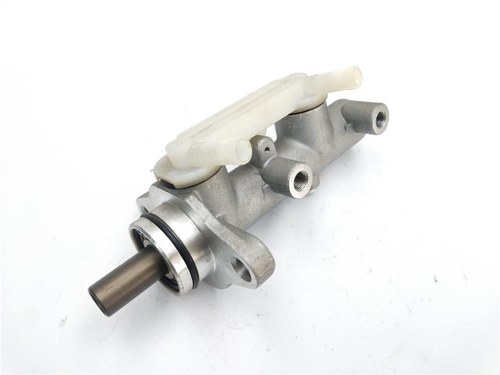 Brake master cylinder for SUZUKI KHYBER 51100-67000