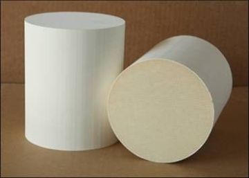 Cordierite Cellular Ceramic Substrates Round For Catalytic Converters