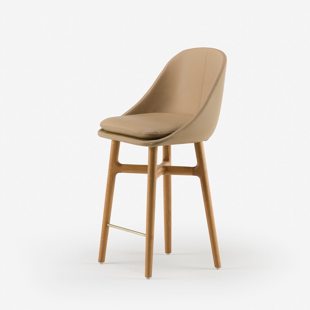 Solo breakfast bar stool club chair