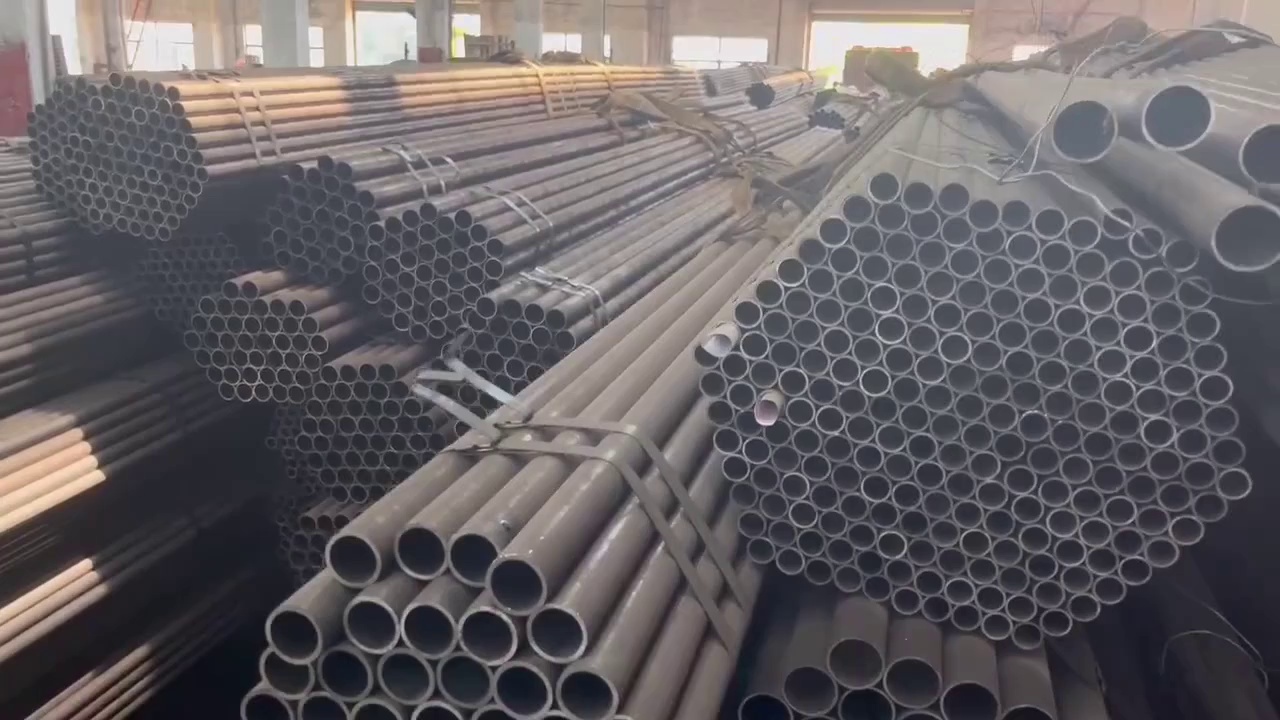 ASTM A192 Carbon Steel Pipes for Industrial Use