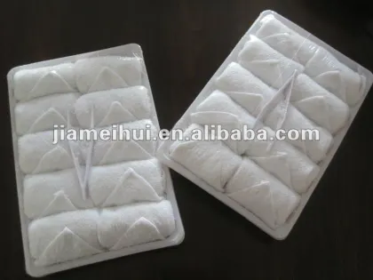 full range hot and cold airline towels