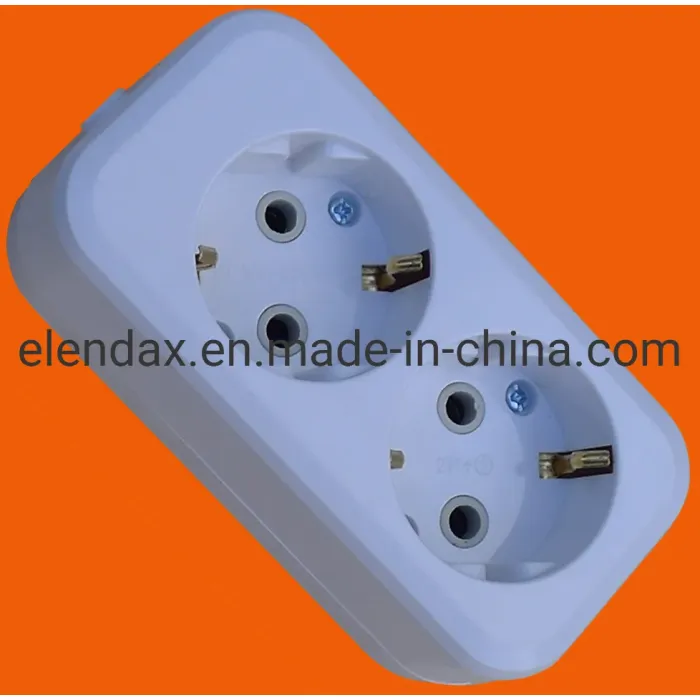 4-контактная удлинительная розетка европейского типа (E8004)