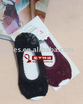 Lace sneaker socks