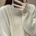 All wool hooded jumper for ladies