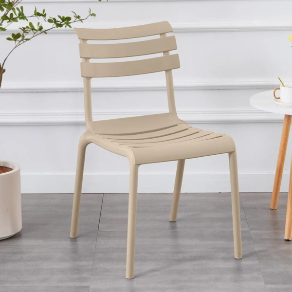 Guide to selecting durable outdoor chairs for commercial use