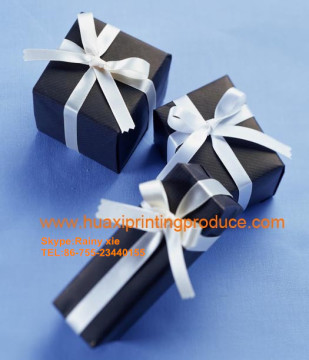 black gift boxes for jewelry