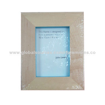 UK size wooden photo frame with 3D pictures, for decoration