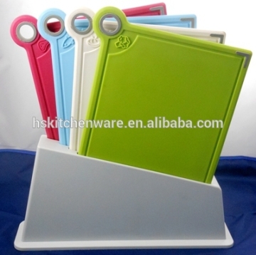 Plastic Material 2015 new design chopping board set with stand,HS1530