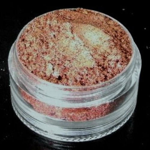 Crystal gold pearlescent pigments