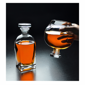 Flint glass empty 700ml glass bottle for whiskey