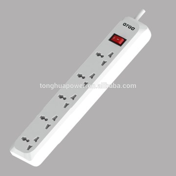switched universal power strip / extension power socket and plug/power bar