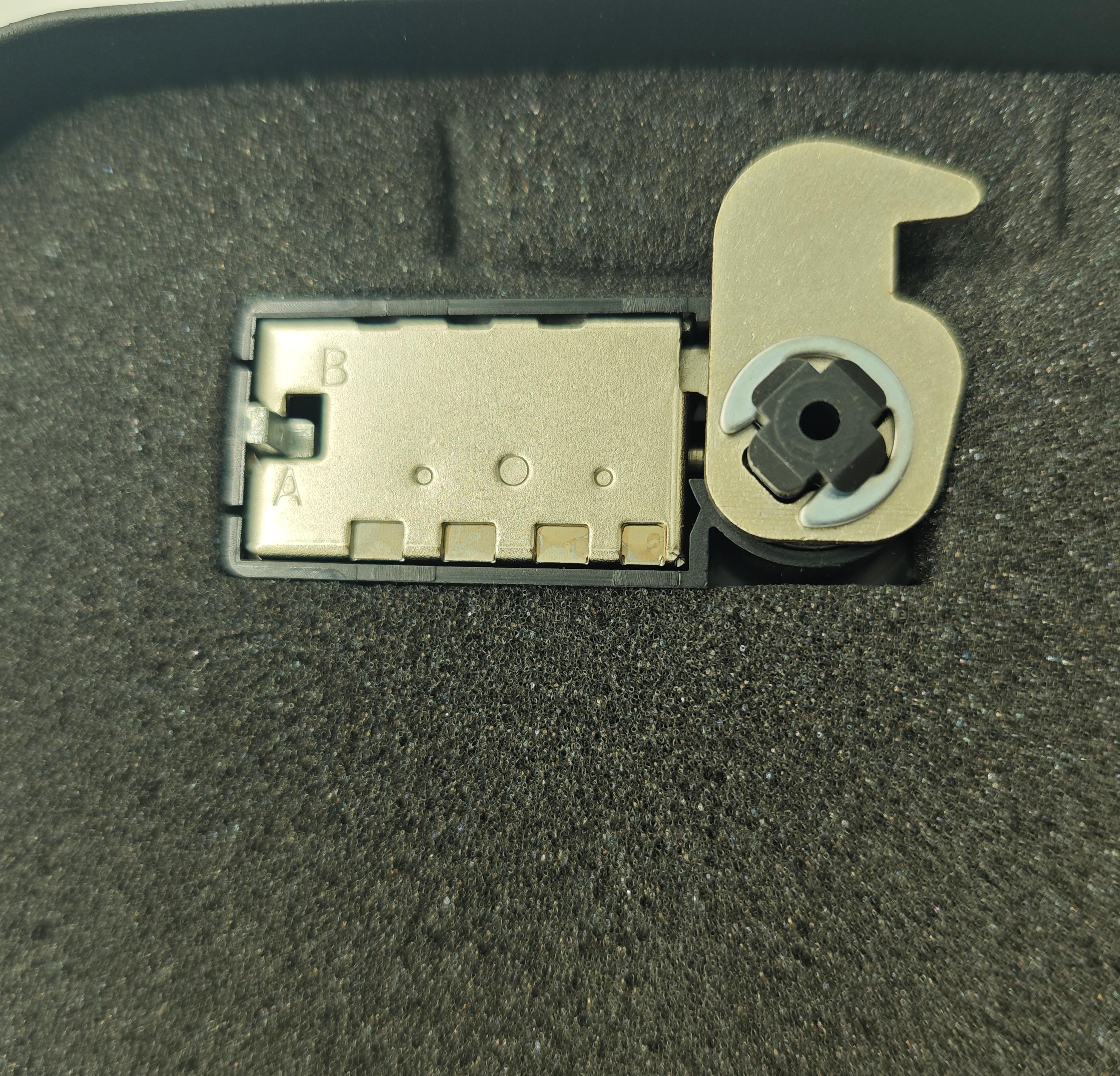 Dalmbox Gun Safe for Pistols Small Handgun Lo