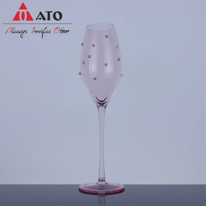 Pink white wine glass and red wine glass