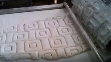 Donut rolling cutter machine--yufeng