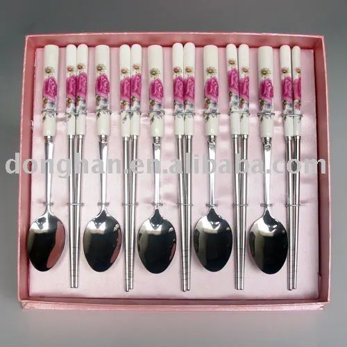 gold flatware with ceramic handle in gift box