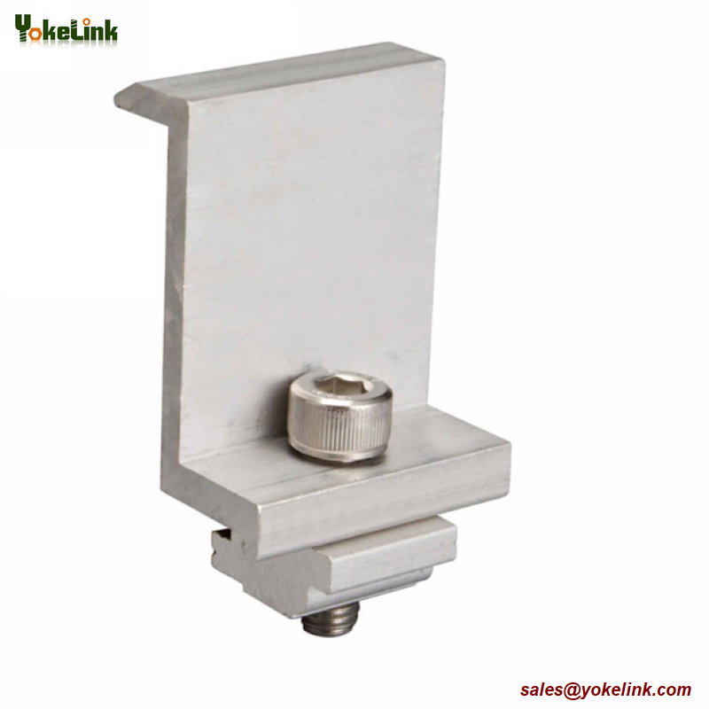 Napelemes tetőre szerelhető középső/végi bilincskészlet