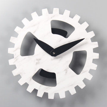 Horloge murale de style cool avec rotation