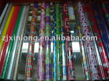 gift wrapping paper