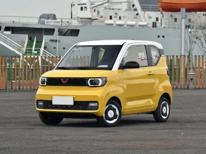 WuLing MINI EV High Speed Electric Car