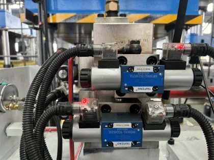 HANMO Y32-500 Four-Column Hydraulic Presses