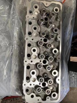 KUBOTA V2607 COMPLETE CYLINDER HEAD ASSY