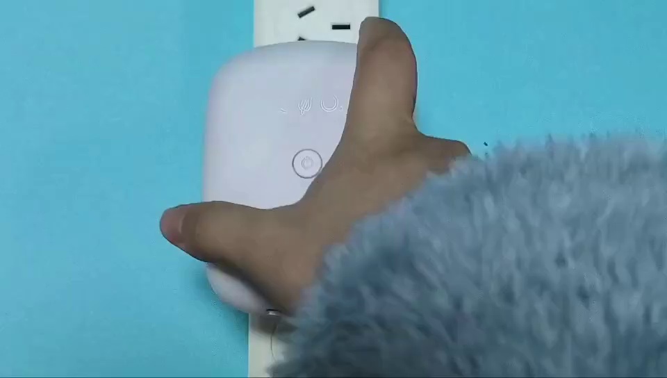 Small Space Plug-In Air Purifier