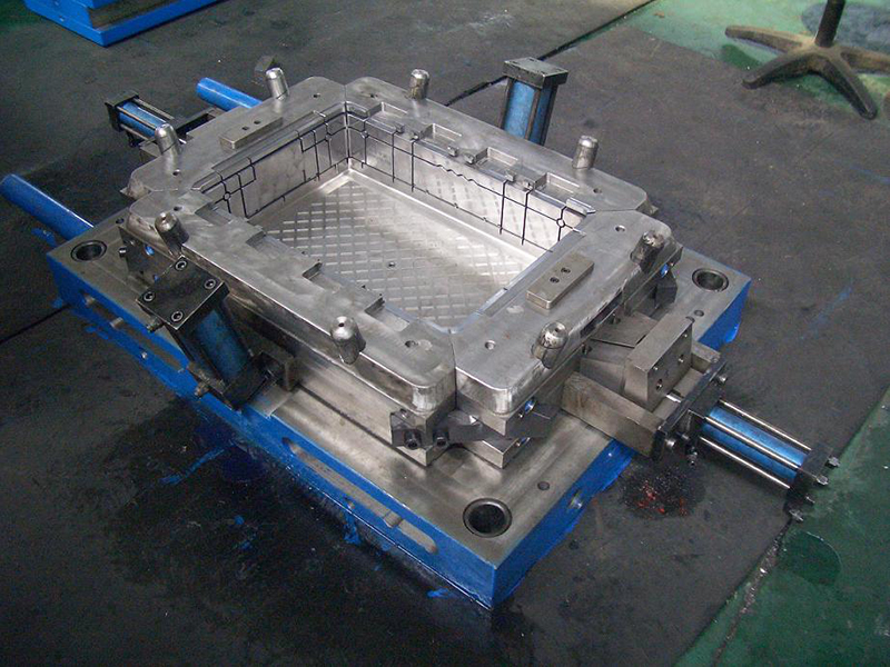 Large Hydraulic Side Opening Plastic Mold