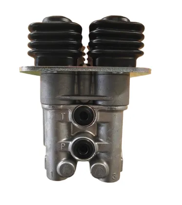 Hydraulic travel pilot valve