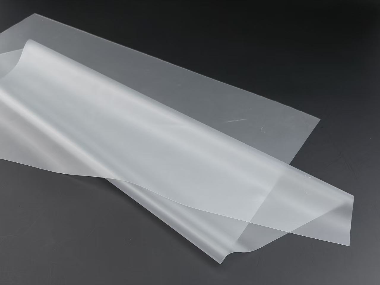 Translucent(2)