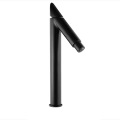 Minimalista único Matte Black Deck Mount Faucet